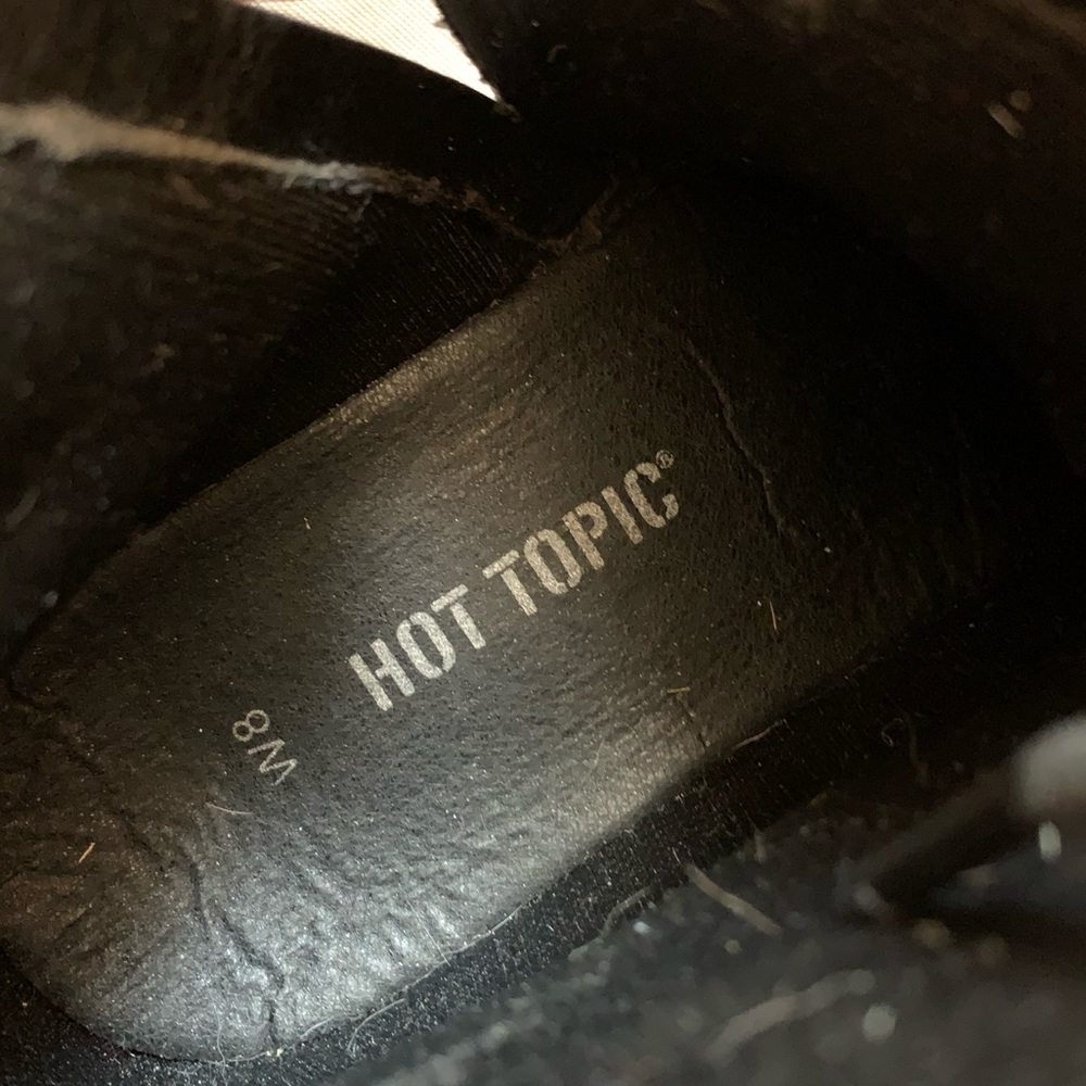 Hot Topic Mad House Buckle Boots size 8 - Picture 9 of 11